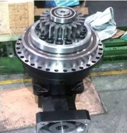 【兆恒機械】當(dāng)小直徑螺紋孔與小直徑光孔有同軸度要求，并且要求兩種零件組合加工，怎么辦？